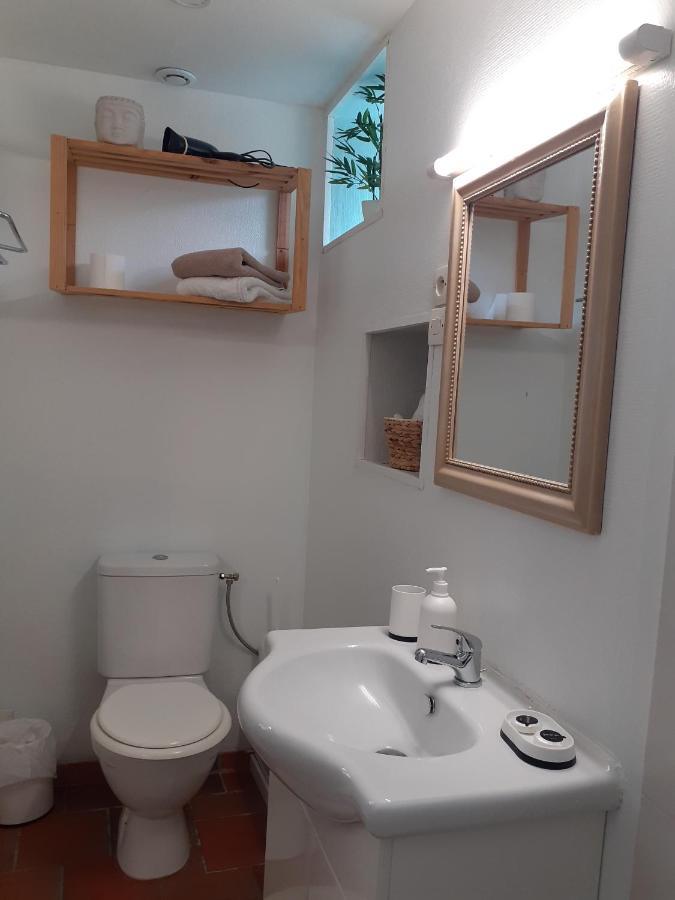 Le Petit Bretigny Guest House Beaumont  Exterior photo